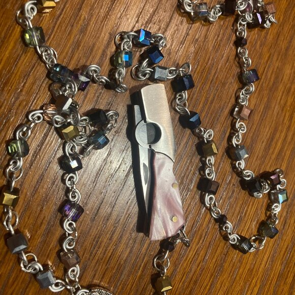 Mini Pocket Knife Rosary with Multi Shade Glass Square Beads - Picture 5 of 5